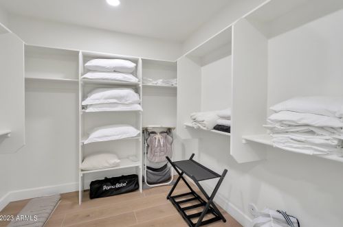 8001 11th Ave, Phoenix AZ  85021-5626 exterior