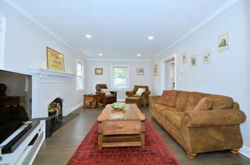 46 Coolidge Rd, Maplewood NJ  07040-1420 exterior