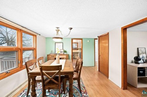 1439 Minnesota Ave, Duluth MN 55802-2429 exterior