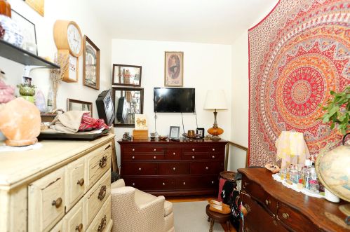 2453 Oakland Ave, Milwaukee WI 53211-4335 exterior