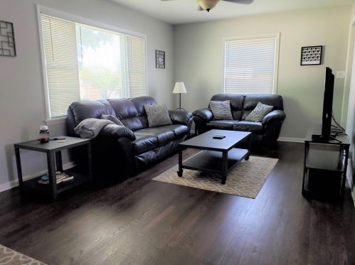 259 113th St, Milwaukee, WI 53226-4001