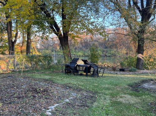 443 129th Pl, Chicago, IL 60628-7415