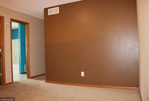 1820 Mockingbird Ave, Prior Lake MN 55379-4367 exterior