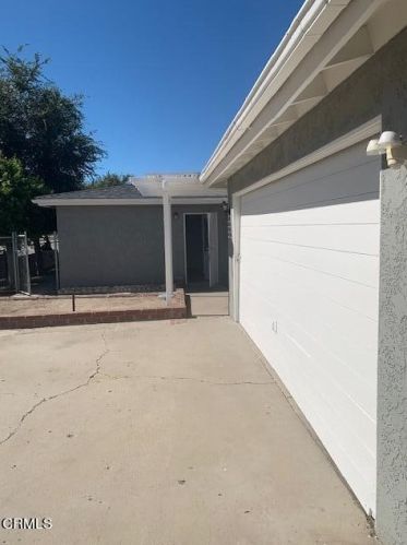 2508 Colonia Ave, Oxnard CA 93036-1230 exterior