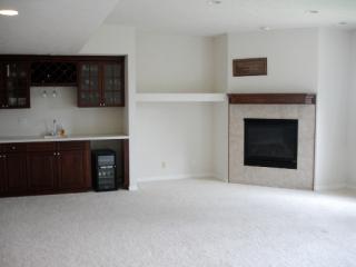 9923 170th Cir, Omaha NE  68136-1455 exterior