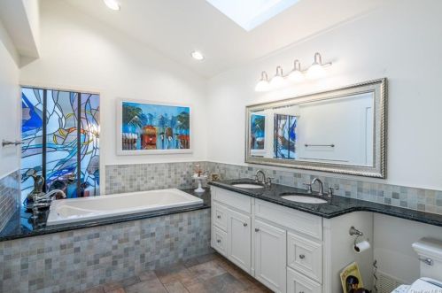 5 Fox Run, Armonk NY 10504-1011 exterior