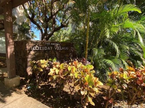 750 Amana St, Honolulu HI 96814-5025 exterior