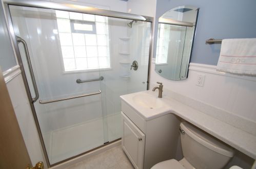 2474 94, Milwaukee WI 53224-5238 exterior