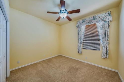 5615 Lago Villaggio Way, Naples FL 34104-5740 exterior