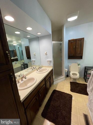 1120 Galway Ct, Hummelstown PA 17036-9164 exterior