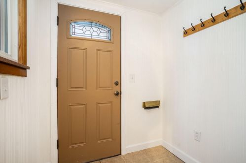 1094 Sanford St, Meskegon MI 49444-1437 exterior