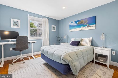 1007 21 St, Philadelphia PA 19146-4321 exterior