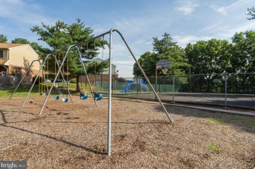 54 Orch Ct, Limerick PA 19468-2913 exterior