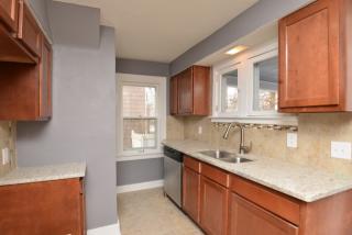 3577 Cummings Rd, Cleveland OH  44118-2650 exterior