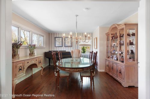 26 Iler Dr, Middletown NJ 07748-3322 exterior