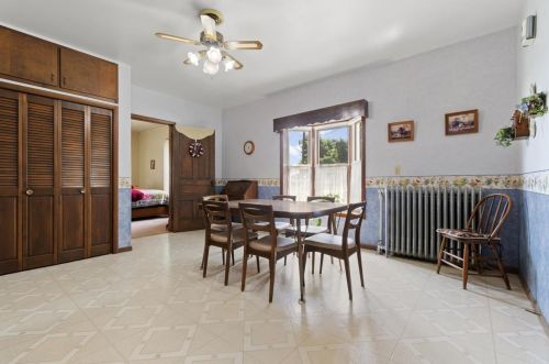 1012 Alverno Rd, Manitowoc, WI 54220-9784