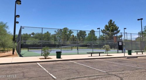 14802 3rd Ave, Phoenix AZ 85027-4747 exterior