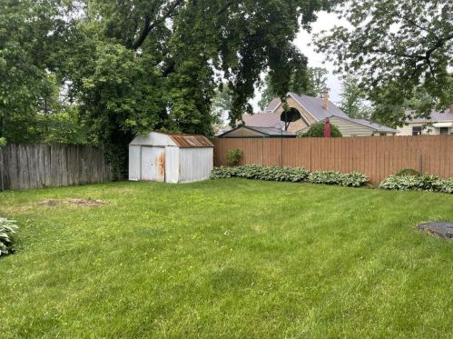 6857 44, Milwaukee WI 53223-5301 exterior