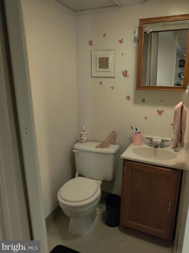 39 Logan Ave, Manor PA 19036-1810 exterior