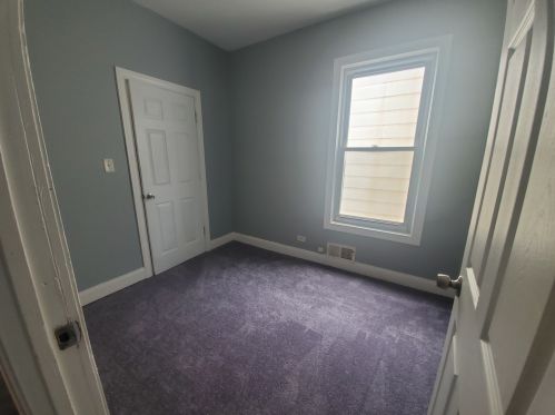 1229 74th St, Chicago IL 60636-3831 exterior