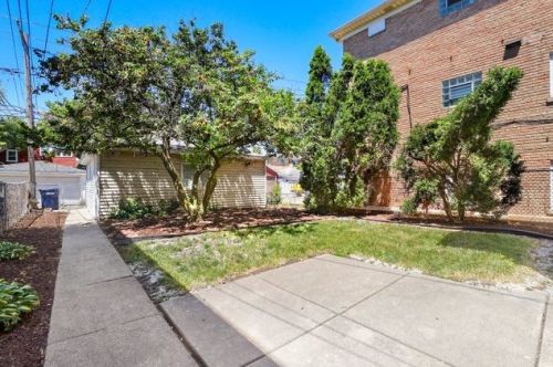 2208 Harlem Ave, Chicago IL 60707-1629 exterior