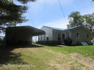 2 Howard St, East Tawas MI  48730-9578 exterior