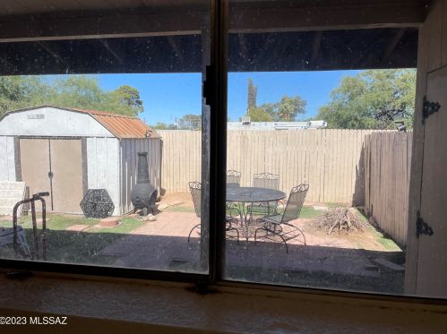 1726 Magnolia Ave, Tucson AZ 85711-5844 exterior