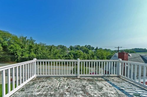 6139 Brownsville Rd, Pittsburgh, PA 15236-3511