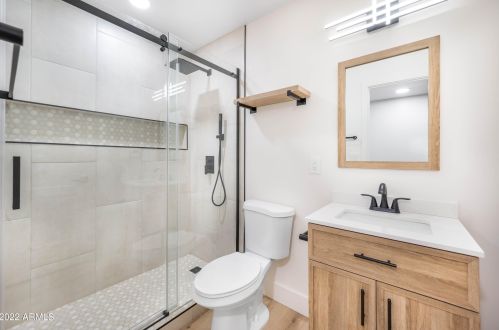 3350 Bloomfield Rd, Phoenix AZ 85032-7364 exterior