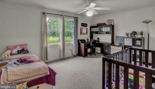 286 Bollinger Rd, Littlestown PA 17340-9121 exterior