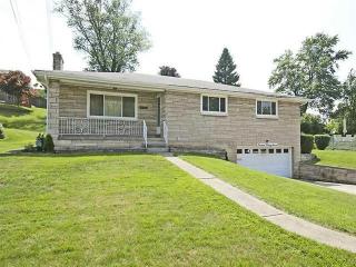 1427 Highland Villa Rd, Pittsburgh, PA 15234-2705