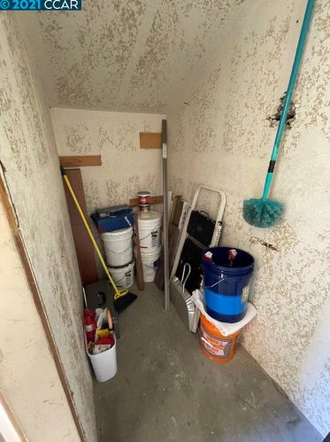 2131 Northwood Cir, Concord CA  94520-4667 exterior