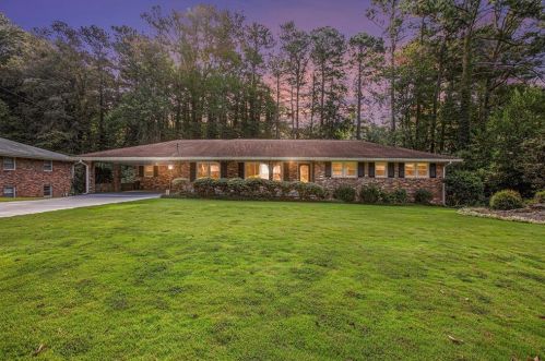 3079 Mccully Dr, Atlanta GA 30345-3751 exterior