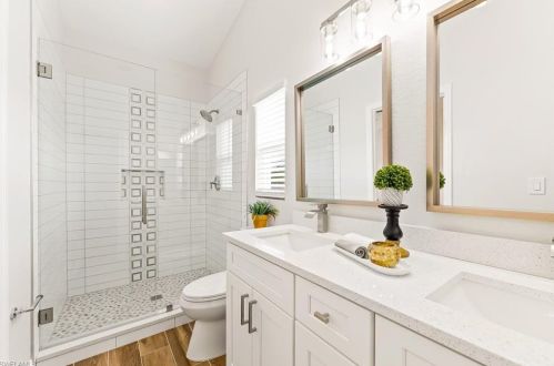 5301 21 Pl, Naples FL 34116-6863 exterior