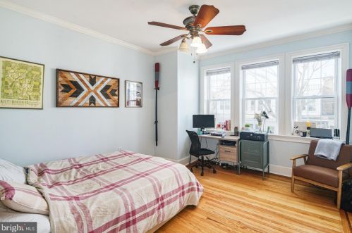 885 21 St, Philadelphia PA 19121-3901 exterior