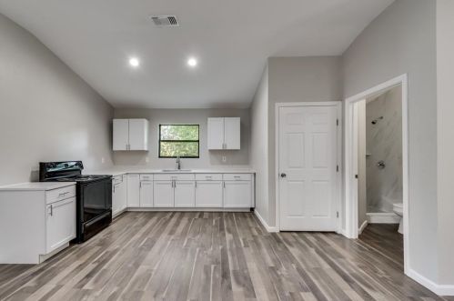 2634 Cypress Ave, Dallas TX  75227-8024 exterior