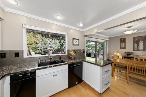 6367 Caminito Estrellado, San Diego CA 92120-3022 exterior