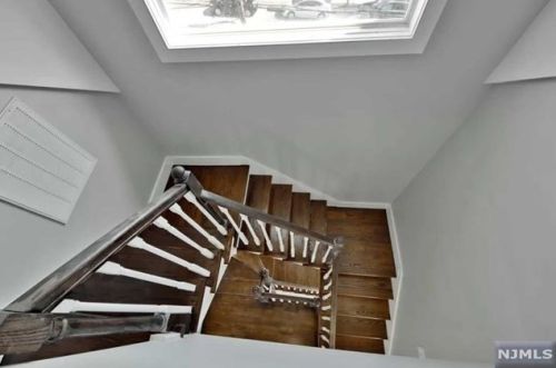 3 Prospect Ter, East Rutherford NJ  07073-1407 exterior