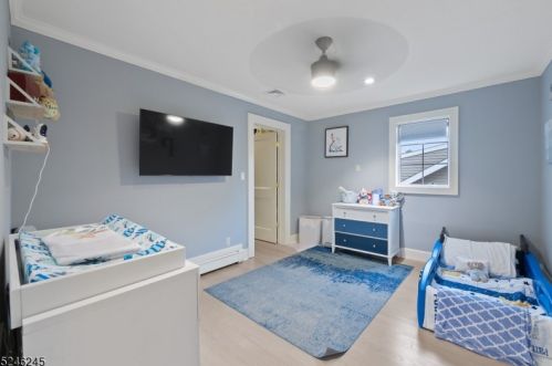 90 Spg Gdn Ave, Nutley NJ 07110-1507 exterior