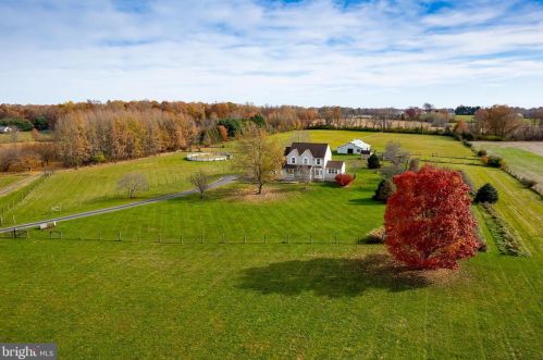 262 Lk Rd, Pilesgrove NJ 08098-3008 exterior