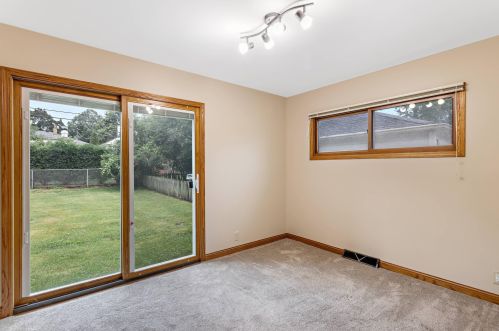 525 103, Milwaukee WI 53226-4315 exterior