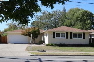 1813 Landana Dr, Concord, CA 94519-1132