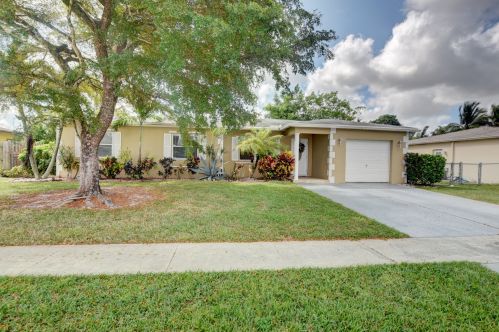 11170 Malayan St, Boca Raton FL  33428-3914 exterior