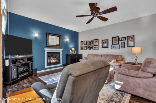 20 Is Rd, Berkeley Township NJ 08721-3530 exterior