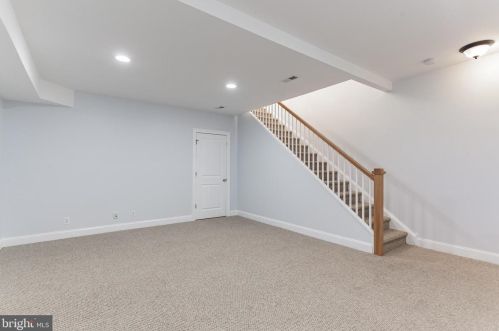 927 2nd St, Philadelphia PA 19122-0033 exterior