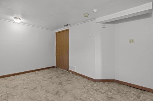 8721 Eulalie Ave, Saint Louis MO 63144-2002 exterior