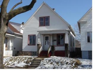 2968 16th St, Milwaukee, WI 53215-3723