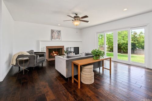 619 Drake Ave, Fullerton CA 92832-1140 exterior