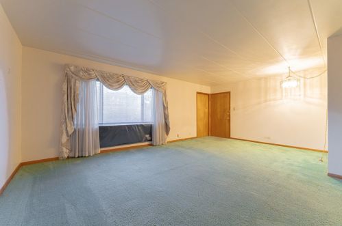 3905 123rd St, Chicago, IL 60803-1456