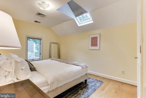 3309 Old Dominion Blvd, Alexandria VA 22305-1319 exterior